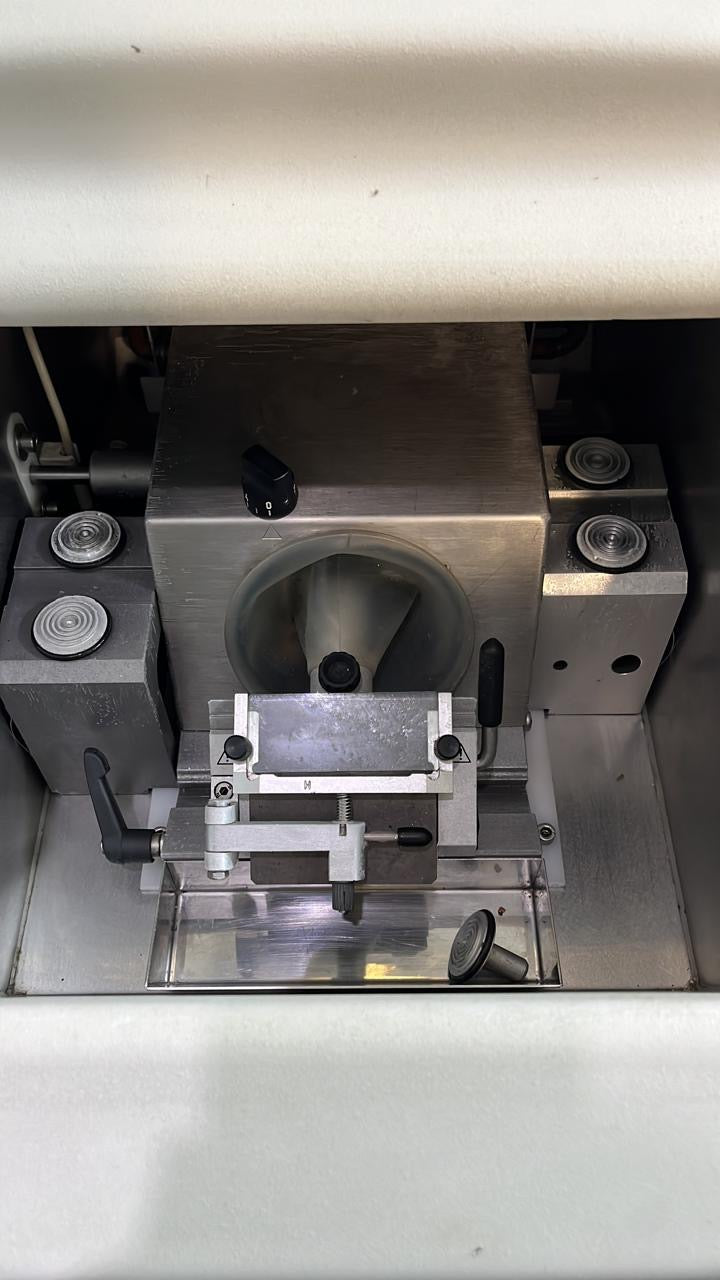 Criostato Portátil, 2do Uso - modelo CM1100